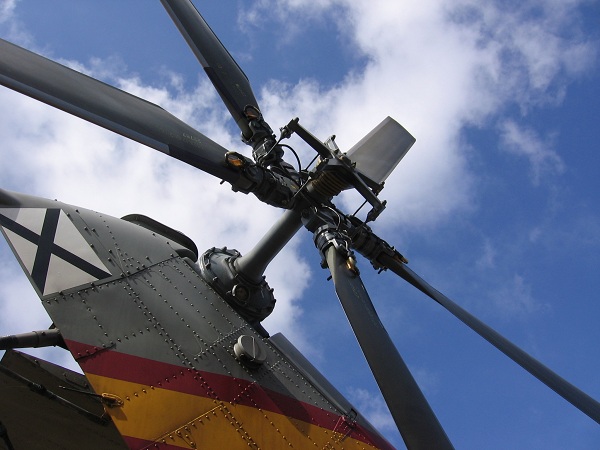  Rotor de cauda tradicional de um Aérospatiale Puma. 